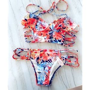 VICTORIAS SECRET - Floral Bikini Set NWT